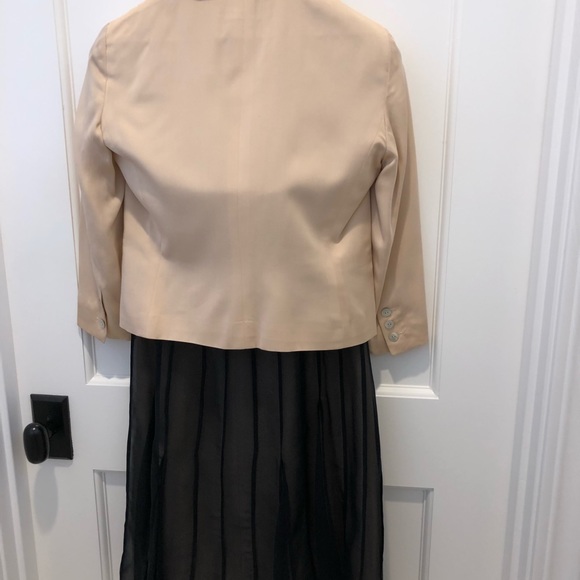 Calvin Klein Strapless Size 2 - Picture 2 of 8